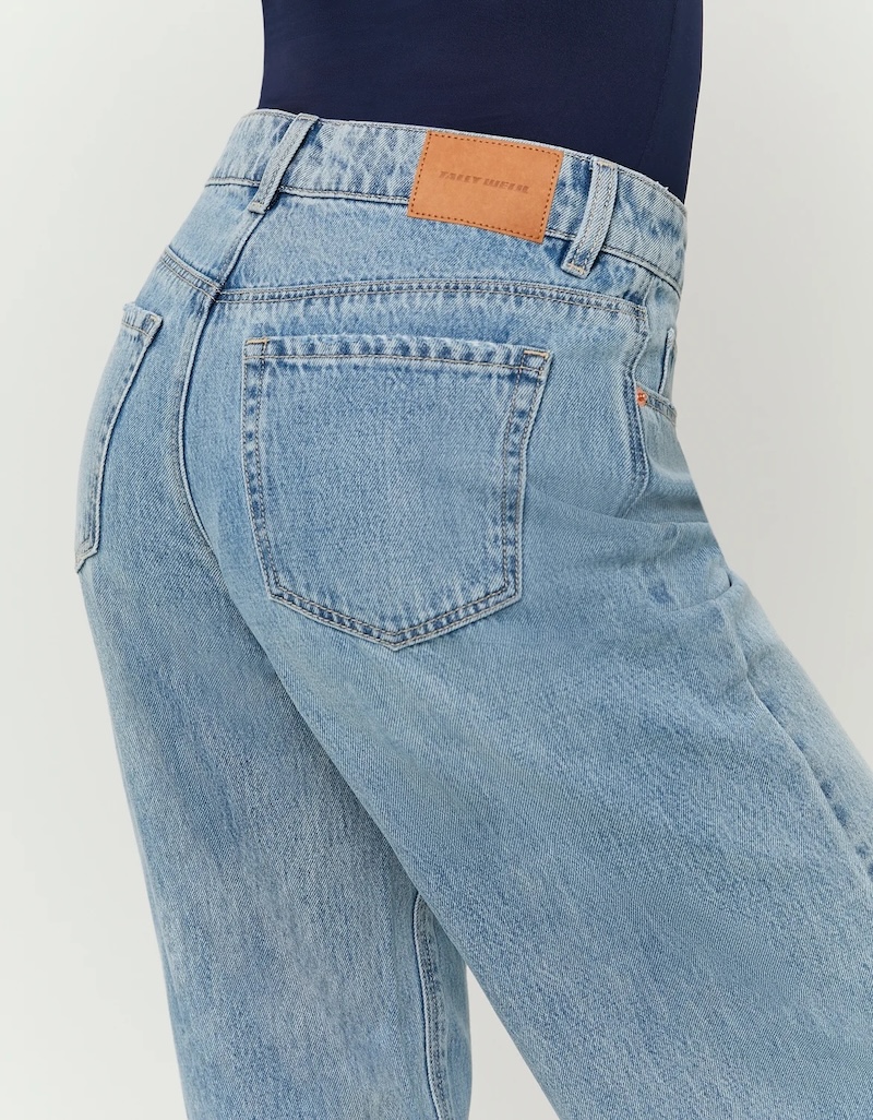 BARREL JEANS