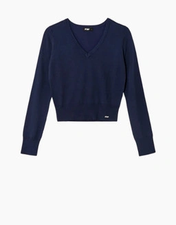 Avvolgiti nella nostra nuova collezione di maglieria con texture morbide strati cozy e capi senza tempo per tutti i giorni.Avvolgiti nella nostra nuova collezione di maglieria con texture morbide strati cozy e capi senza tempo per tutti i giorni.