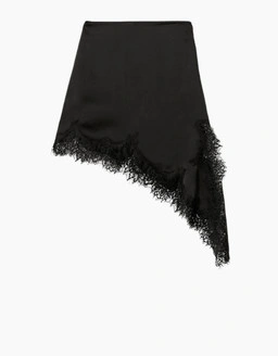 Scopri gonne che uniscono stile femminile e versatilità, ideali per look casual o outfit più curati.