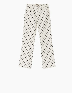 Entdecke Hosen, die moderne Passformen mit zeitlosem Stil verbinden und perfekt für mühelose Alltagslooks sind.