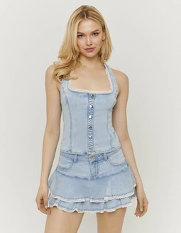 Discover skirts that blend feminine style and everyday versatility, perfect for casual looks or more polished outfits.