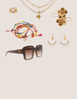 Discover accessories designed to complete every outfit, from everyday essentials to statement details that elevate your look.