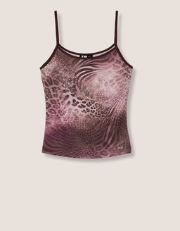 Shop Tally Weijl tops and bodysuits for every mood, from everyday basics to statement styles made to elevate your wardrobe.