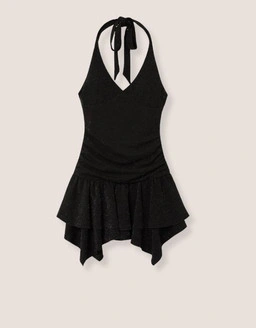 Scopri abiti pensati per ogni stile, dai modelli casual da giorno alle proposte più eleganti per ogni occasione.