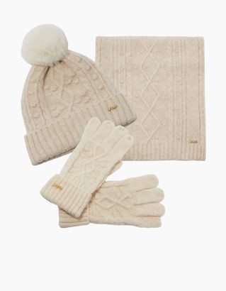 Completa il tuo look invernale con il berretto beige trendy di Tally Weijl, il perfetto mix di calore e stile.