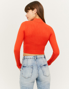Orangefarbener kurzer gerippter Pullover