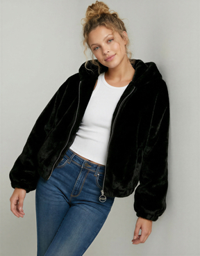 Veste Noire en Fausse Fourrure | TALLY WEiJL