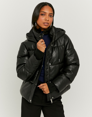Schwarze loose Puffer Jacke mit Kunstleder | TALLY WEiJL