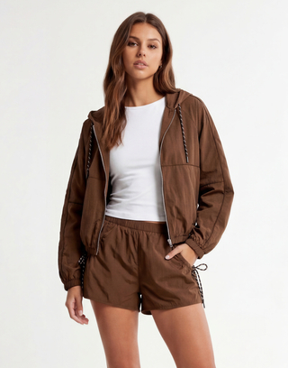 Short mini marron taille mi-haute avec nœud | TALLY WEiJL