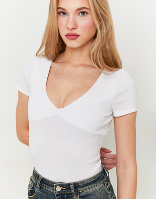 White Basic Top with Twisted Front Knot | TALLY WEiJL