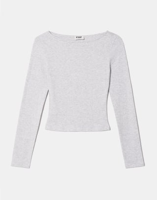 Top Grigio Aderente in Cotone Bio a Maniche Lunghe con Scollo a Barca | TALLY WEiJL