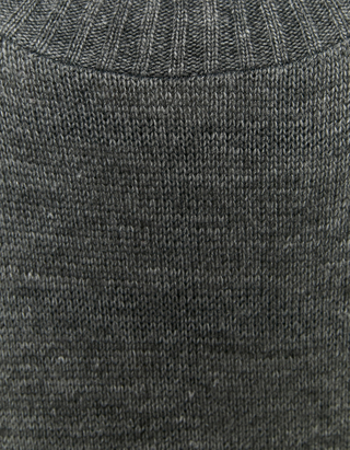 Ärmelloser Pullover mit V-Ausschnitt