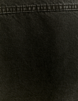 Schwarze Jeansjacke mit Teddy-Fell gefüttert