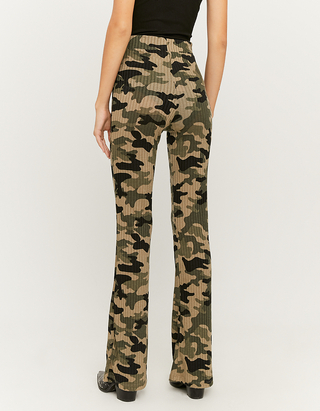 Camouflage Print Flare Leggings | TALLY 
