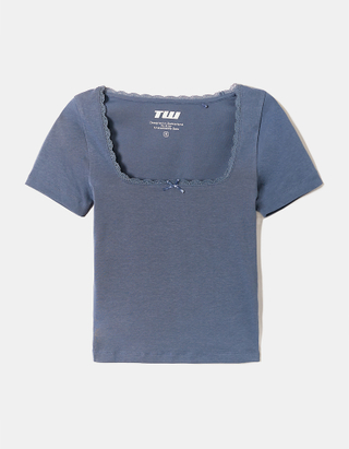 TALLY WEiJL, Blue Basic T-shirt with Lace Neckline Detail for Women