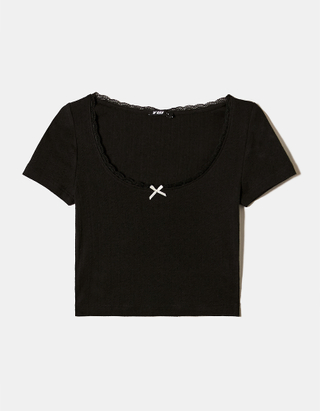 TALLY WEiJL, T-shirt noir basique en pointelle avec détails romantiques for Women