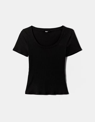 TALLY WEiJL, Czarna basic koszulka o regularnym kroju for Women