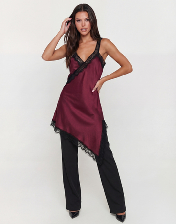 Abito Asimmetrico in Raso Bordeaux con Pizzo | TALLY WEiJL