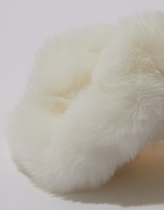 White Faux Fur Scrunchie | TALLY WEiJL