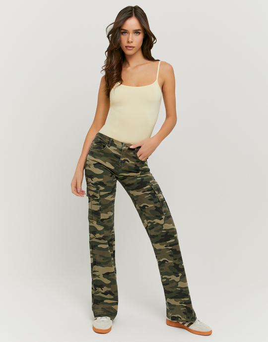 Camouflage Bootcut Cargohose | TALLY WEiJL
