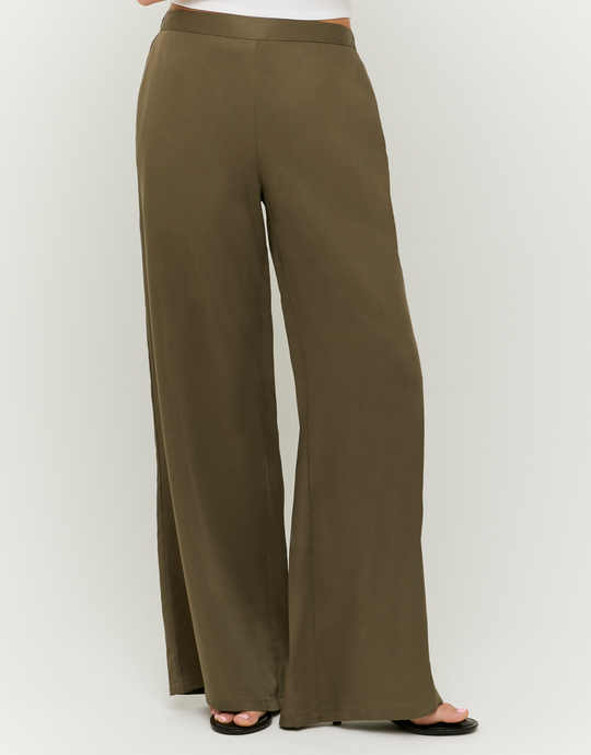 Pantalone dritto a vita media color khaki | TALLY WEiJL