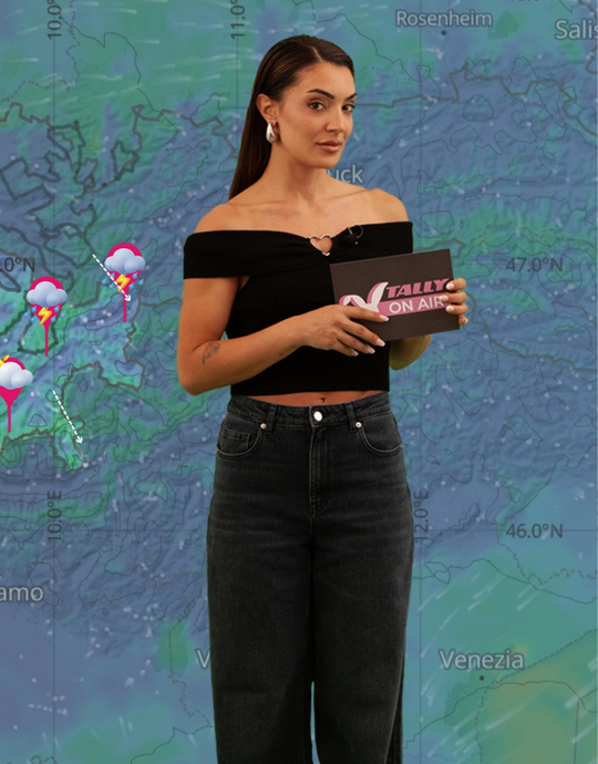 Black Knitted Top With Fancy Detail | TALLY WEiJL