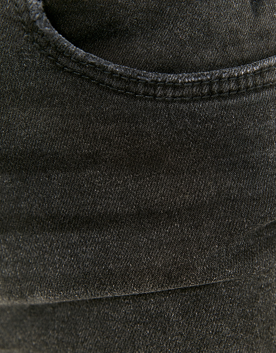 Czarne szorty z niskim stanem | TALLY WEiJL