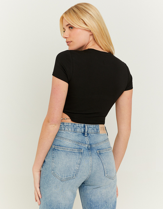 Schwarzes Crop Top mit seitlicher Rhinestone Kette | TALLY WEiJL