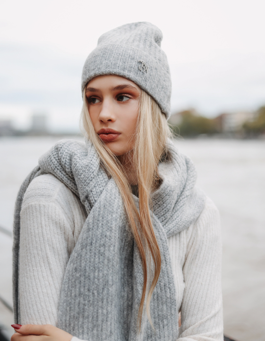 TALLY WEiJL, Grey Knitted Beanie with Small Strass Logo for Women