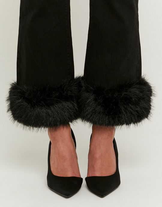 TALLY WEiJL, Jeans Flare Corti Neri a Vita Media con Pelliccia Sintetica for Women