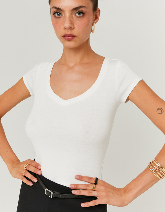 TALLY WEiJL, White V- Neck T-shirt for Women