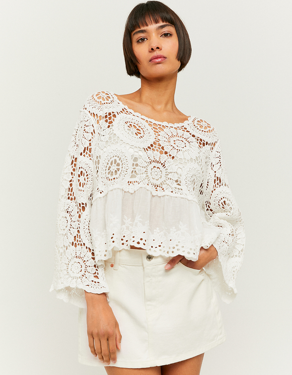 Long Sleeves Embroidered Blouse 