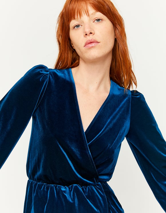 Vestito Mini a Maniche Lunghe in Velluto | TALLY WEiJL Online Shop