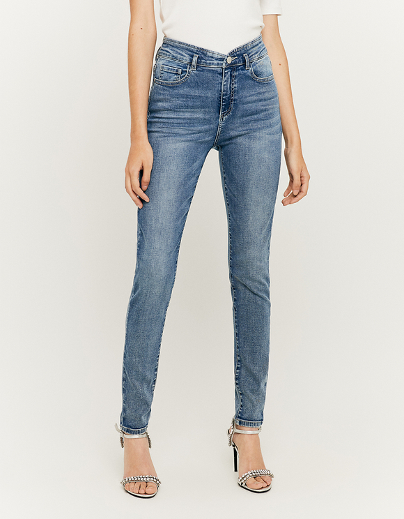 High Waist Jeans mit V-Cut an der Taille | TALLY WEiJL Online Shop