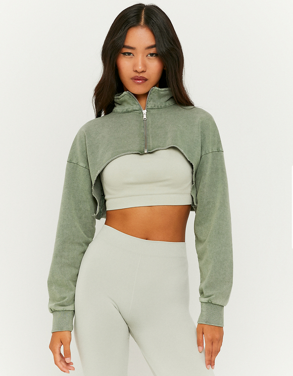 cropped pullover