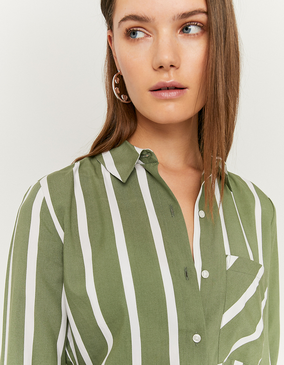 Camicetta a Righe con Nodo