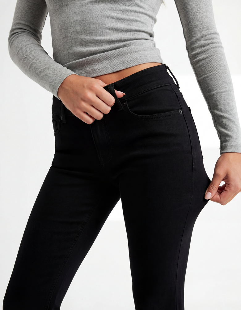 TALLY WEiJL, Jeans Bootcut Neri a Vita Bassa for Women