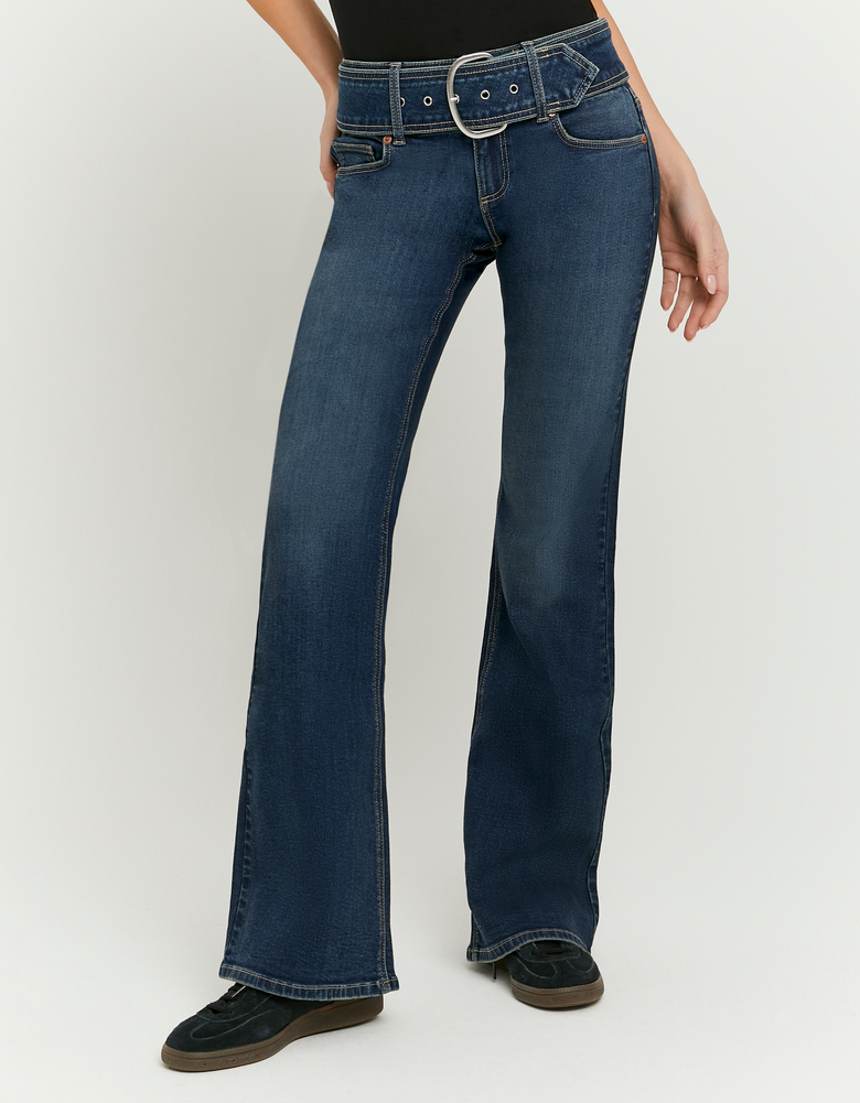Blaue Mid Waist Bootcut Jeans mit Gürtel | TALLY WEiJL