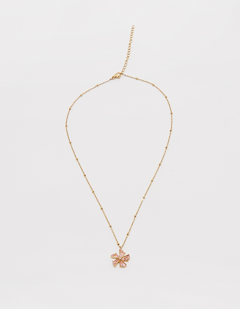 Collana dorata con pendente