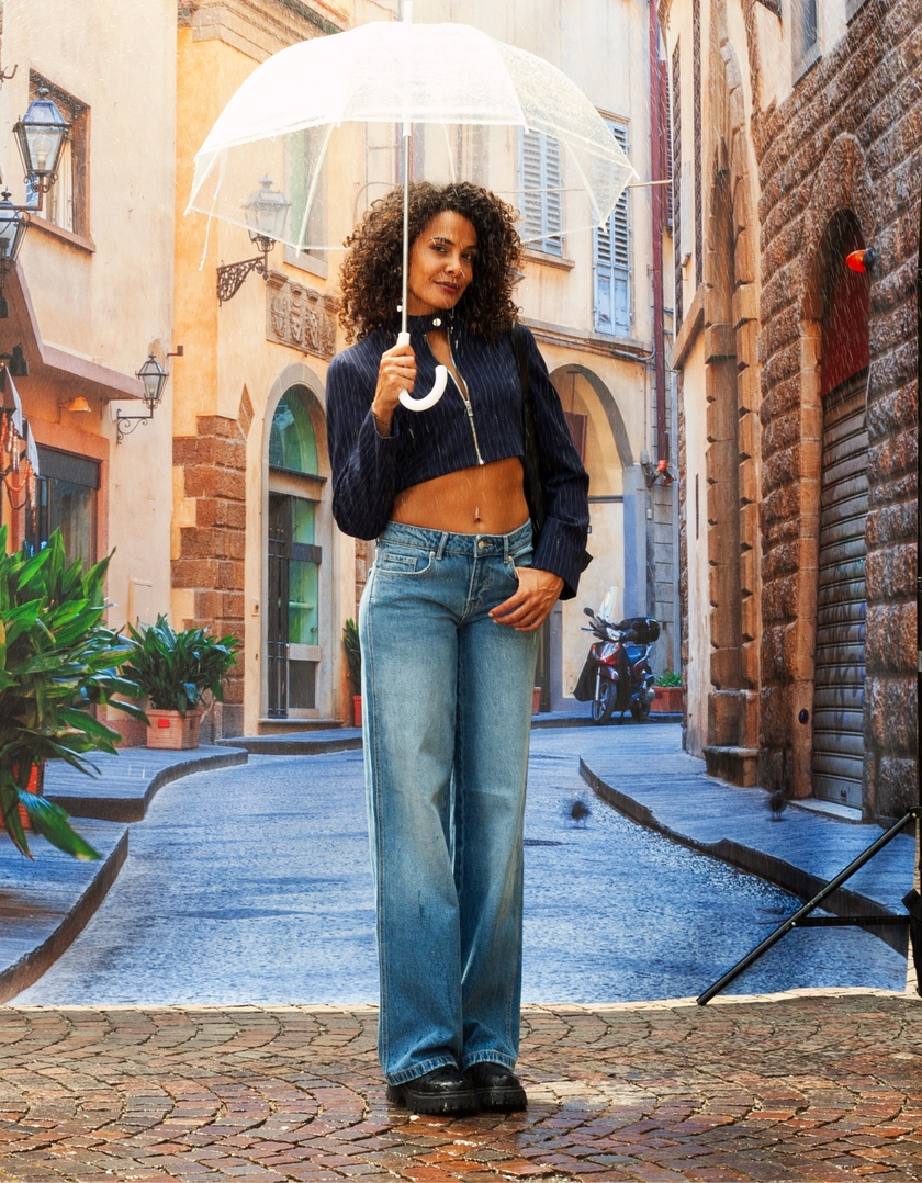 Blazer Corto Blu a Righe Sottili