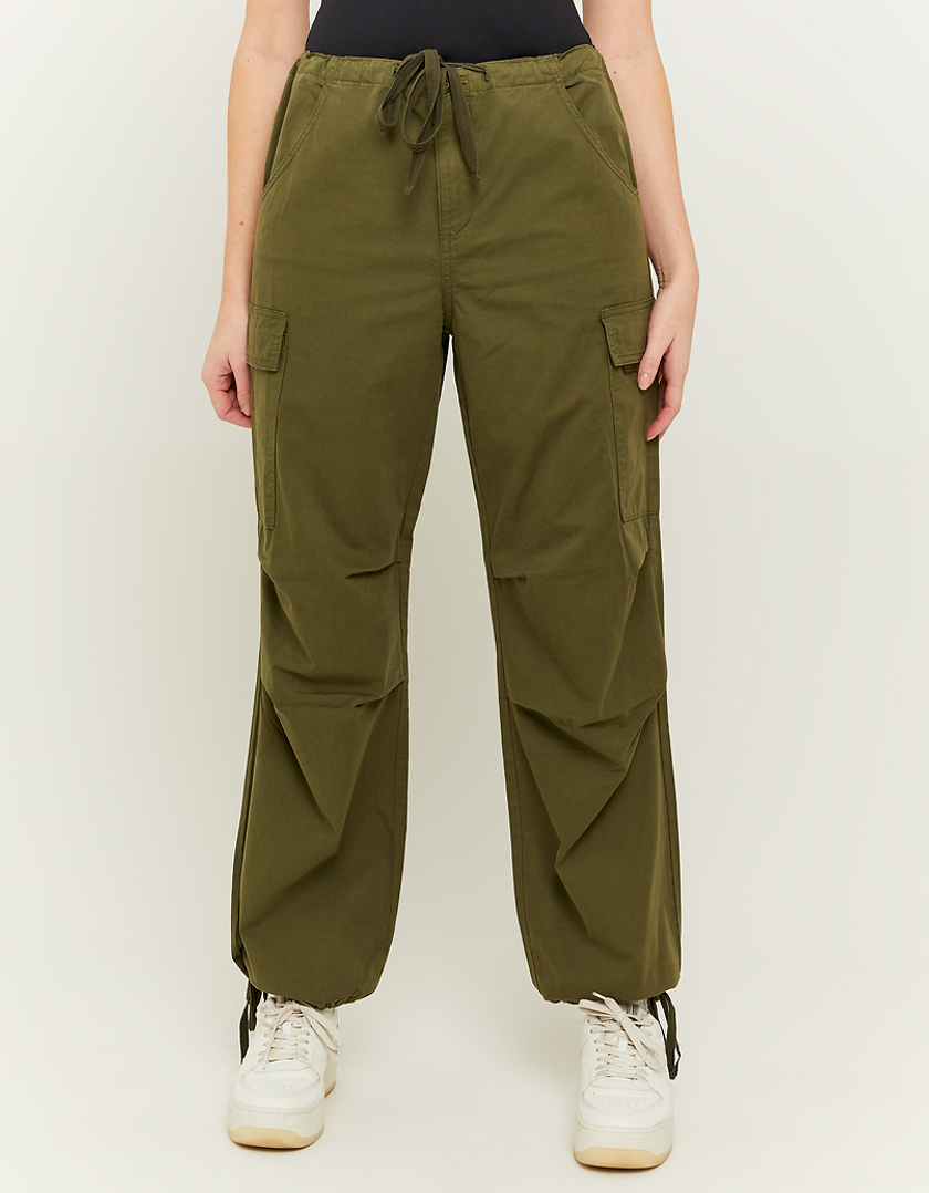 Grüne Mid Waist Parachute Hose | TALLY WEiJL Deutschland