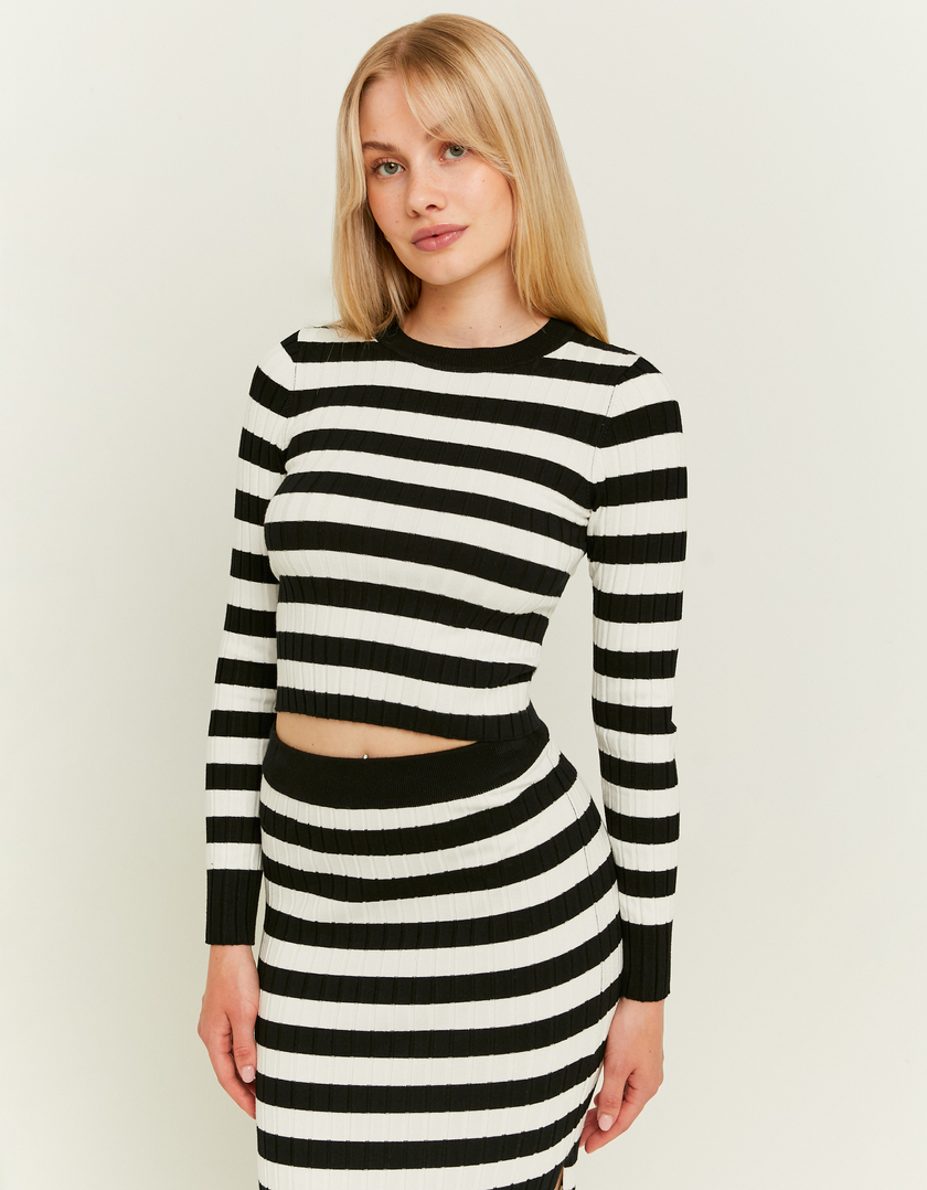 Weißer figurbetonter Strickpullover