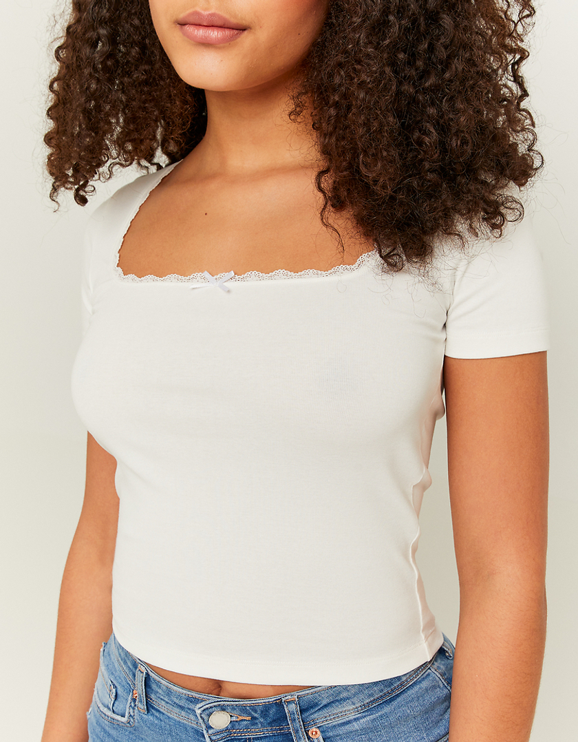 TALLY WEiJL, White Basic T-shirt with Lace Neckline Detail for Women